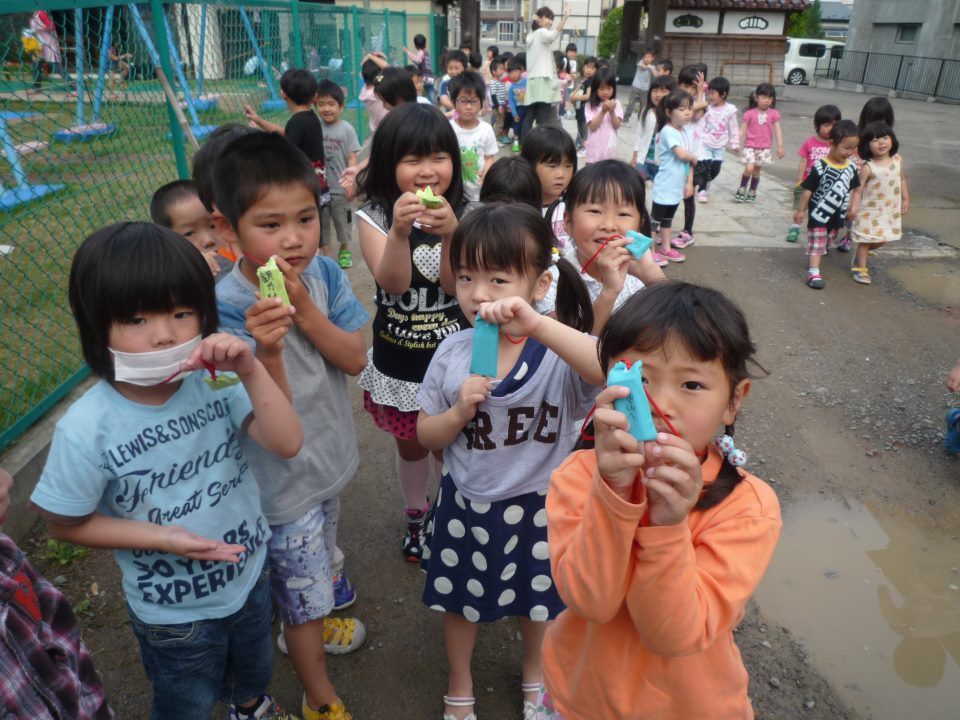 NH #178: Fukushima Kids, Moms & Thyroids - Filmmaker Ian Thomas Ash, Voices from Japan w/Beverly Findlay-Kaneko